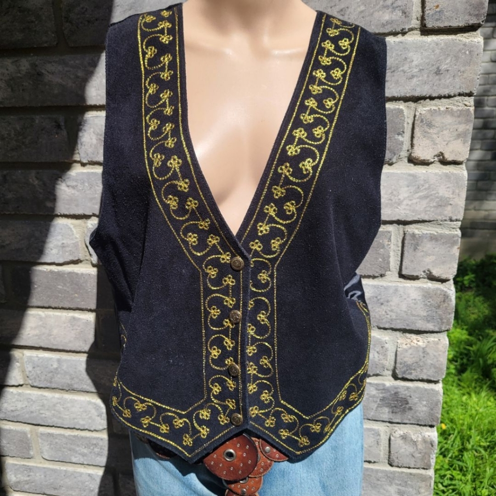 Vintage suede embroidered boho vest